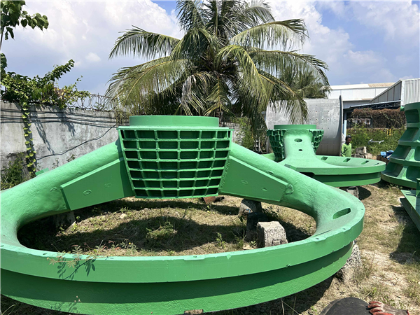 Allis Chalmers-kobe Steel 54" X 74" Superior Gyratory Crusher)